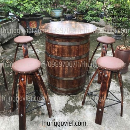 BÀN GHẾ THÙNG GỖ PHONG CÁCH CHÂU ÂU: SỰ KẾT HỢP HOÀN HẢO GIỮA VẺ ĐẸP VÀ CÔNG NĂNG