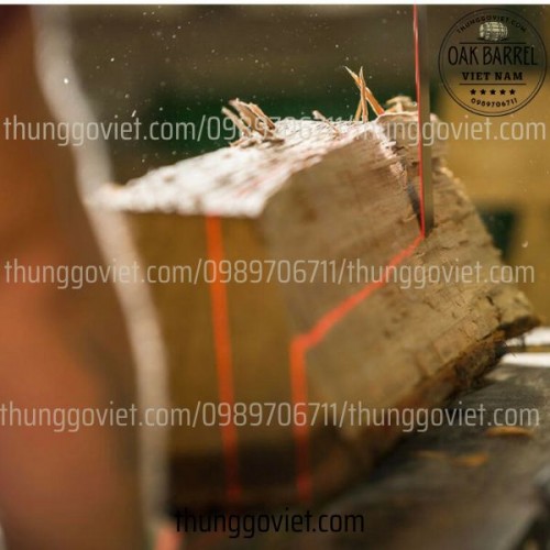 GIÁ CỦA THÙNG GỖ SỒI PHỤ THUỘC VÀO ĐỘ DÀY GỖ HAY KHÔNG?
